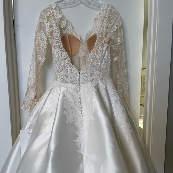 New Pronovias Albion Wedding dress size 10 NWT - Picture 12 of 15